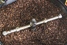 Load image into Gallery viewer, Organic Cafe Farmer Blend - Happy Farmer Organics